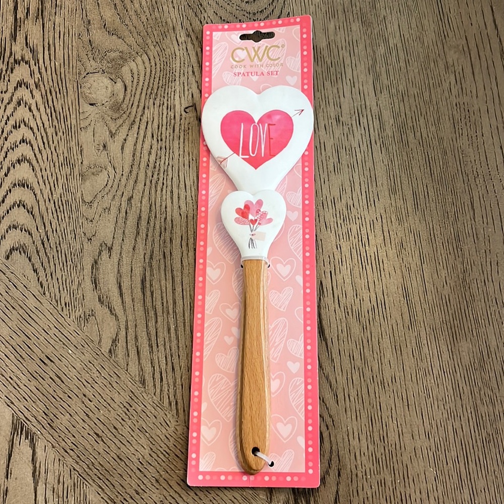 Valentine’s Day Spatula Set 2pc Full size and mini heart love xoxo kitchen bake
